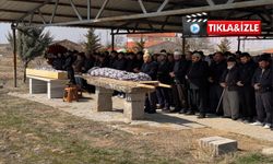 Feci kazada ölen kuzenler yan yana toprağa verildi