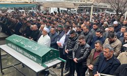 Nevşehir’de yürek yakan veda: Baba ve iki çocuğu gözyaşlarıyla uğurlandı