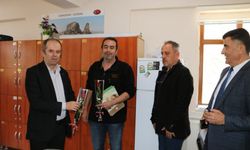 Başkan Çamcı’dan öğretmenlere destek ziyareti