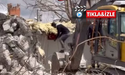 Kepçe operatörü Türk bayrağını görünce yıkımı durdurdu!