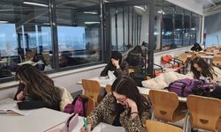 Simya Koleji öğrencilerinden hedefe odaklı etüt çalışması