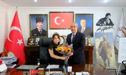 Başkan Çiftci koltuğunu Hatice Gökçe Doğan'a devretti