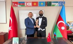 Dünyaca ünlü yazar Akif Manaf’a Diyalog ve Barış Ödülü