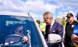 Vali Kök sürücülerle bayramlaştı, trafik kurallarını hatırlattı