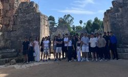 Simya Koleji öğrencileri Antalya gezisiyle unutulmaz anlar yaşadı