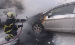 Nevşehir’de araç alev alev yandı! İtfaiye zamanla yarıştı