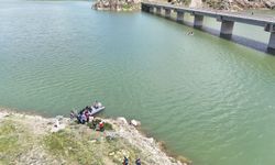Kızılırmak'a düşen genci arama çalışması devam ediyor