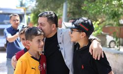 Başkan Rasim Arı çocukların gönlünü fethetti