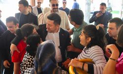 Başkan Arı özel insanların yüzünü güldürdü