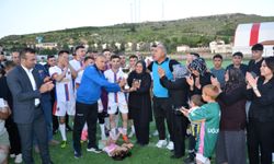 Kozaklı'da yürekleri ısıtan anlar: Şampiyon takımdan büyük jest
