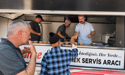Karapınar’da aşure bereketi vatandaşları aynı sofrada buluşturdu