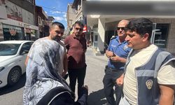 Nevşehir'de dolandırıcılar para ve altınlarını alacaklardı: Polis son anda engelledi