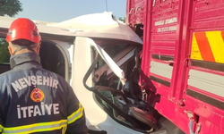 Nevşehir’de minibüs kamyona arkadan çarptı: 1 yaralı