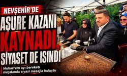 Nevşehir’de aşure kazanı kaynadı, siyaset kazanı da ısındı!