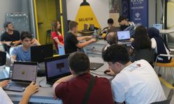 NEVÜ’de 42 öğrenciye teknoloji eğitimi: Yapay zekâdan Arduino’ya