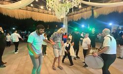 4 turist Kapadokya’ya gezmeye geldi, Nevşehir’de yaşadıkları gece unutulmaz oldu