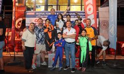 Nevşehir’de motor sporlarında yeni dönem! 55 pilot gece yarışında piste çıktı