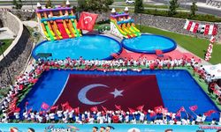 Nevşehir’de çocukların 30 Ağustos coşkusu havuza taştı