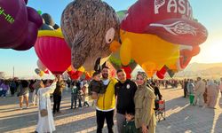 Kapadokya’da gökyüzü renklendi: Çalışkan’dan turizm vurgusu