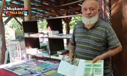 Kızıl Vadide 30 yıldır turistlere 15 farklı dilde Kur'an-ı Kerim meali dağıtıyor