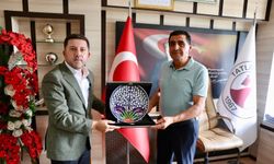 Rasim Arı’dan Tatlarin Belediyesine ziyaret
