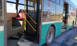 Yolcu otobüsü ile minibüs çarpıştı: 3 yaralı