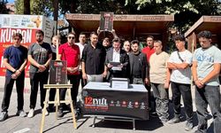 AK Parti Gençlik Kolları darbelere karşı sandık kurdu: “Söz de Karar da Milletindir”