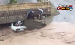 Ürgüp’te korku dolu anlar: Sel aracı köprü altında sıkıştırdı
