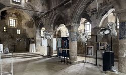 Mustafapaşa’da tarihi kilisenin kapıları bu kez sanat için açıldı