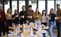Kahve keyfi eğitime dönüştü: Baristalar anlattı, katılımcılar denedi