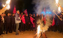 Nevşehir'de Çat Vadisi'nde Cumhuriyet yürüyüşü: 9 meşale yakıldı