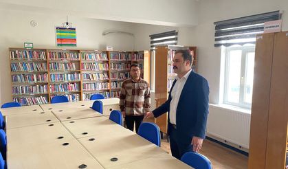 Kaymakam Battal, halk kütüphanesini ziyaret etti