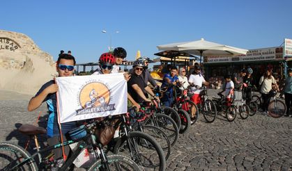NEVÜ Bisiklet Kulübü Cumhuriyetin 100. yılı için pedal çevirdi