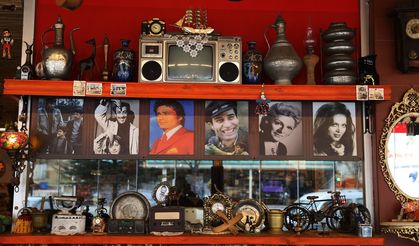 Dededen kalan sefer tasından restorana uzanan antika tutkusu (video)