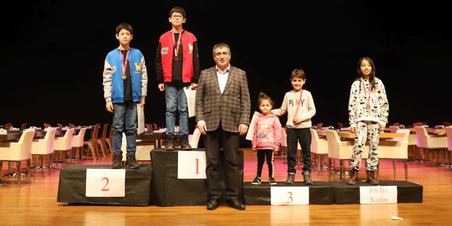 NEVÜ’de 1. Geleneksel Satranç Turnuvası düzenlendi