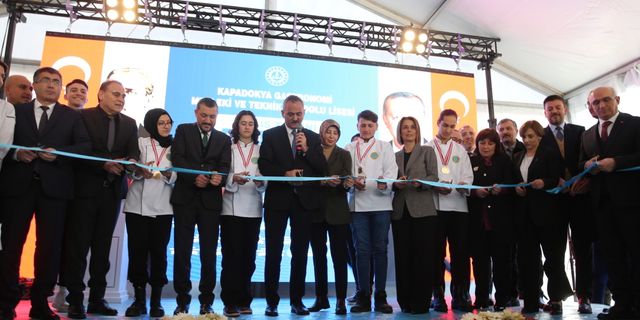 Milli Eğitim Bakanı Özer, Kapadokya’nın ilk lisesini açtı