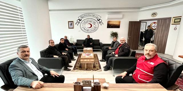 MHP İl Başkanı Doğu’dan Nevşehir Kızılay’a ziyaret