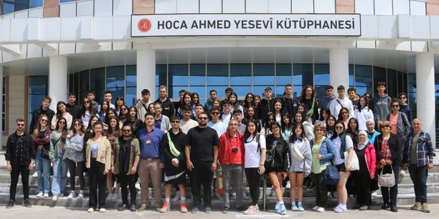 İzmir Torbalı Anadolu Lisesi öğrencileri NEVÜ’de