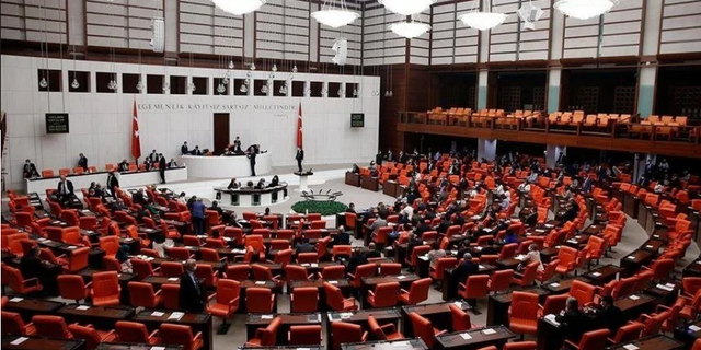 Kadınların siyasetteki temsil oranı Cumhuriyet tarihinin en üst seviyesinde