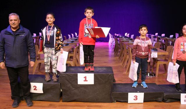 NEVÜ'de 2. Geleneksel Satranç Turnuvası düzenlendi