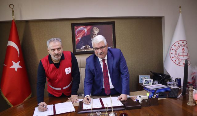 Kızılay Nevşehir ve Milli Eğitim arasında protokol