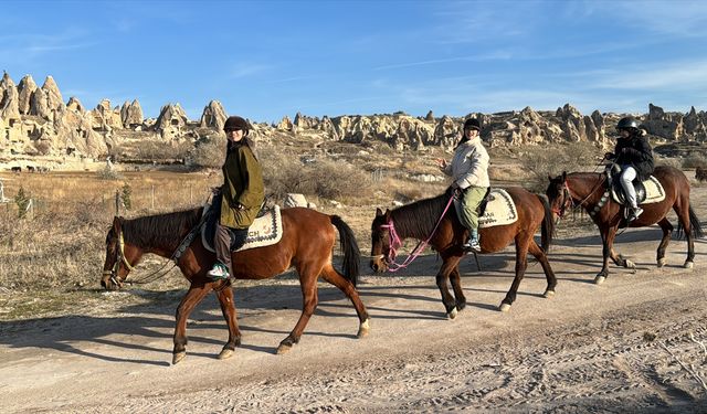 Turistler yeni yılın ilk gününde Kapadokya’yı keşfetti