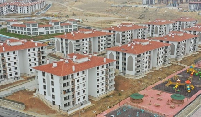 Hacıbektaş’ta 144 TOKİ dairesine daha doğalgaz verildi