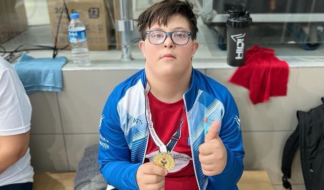 Down sendromlu Alperen Koyutürk Türkiye şampiyonu oldu