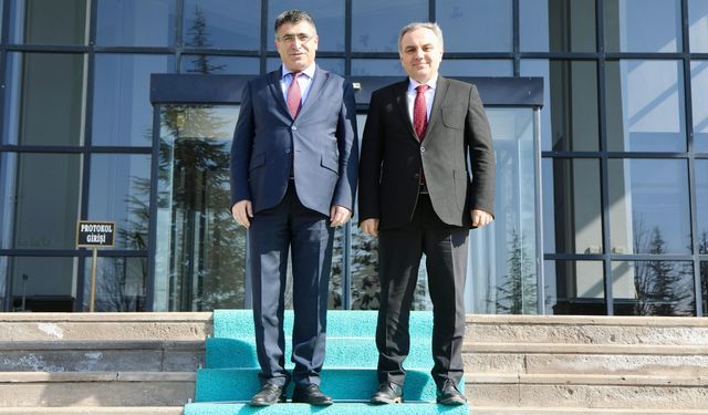 Rektör Aktekin’den Erciyes Üniversitesi Rektörü Altun’a ziyaret