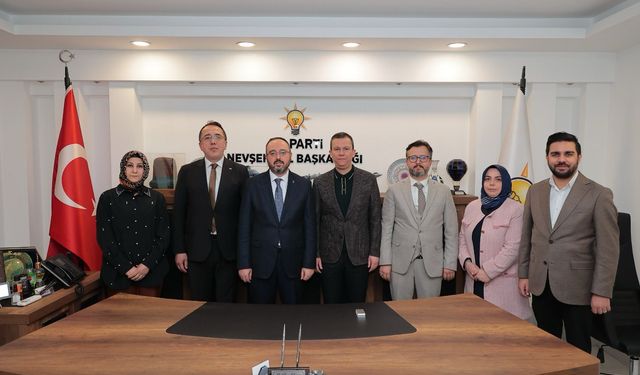 Genel Başkan Yardımcısı Şahin’den AK Parti İl Başkanlığına ziyaret