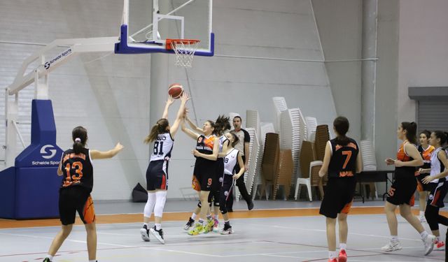 Okul Sporları Basketbol Yıldızlar Kız Yarı Final Müsabakaları başladı