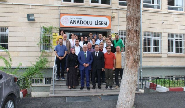 Milli Eğitim Müdürü Yazıcı Nevşehir Anadolu Lisesini ziyaret etti