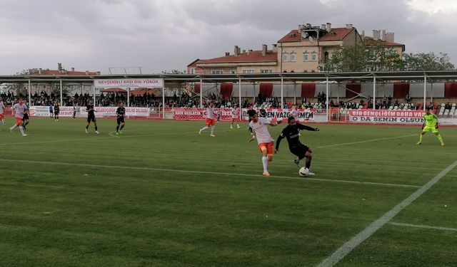Nevşehir Belediyespor son anda ligde kaldı