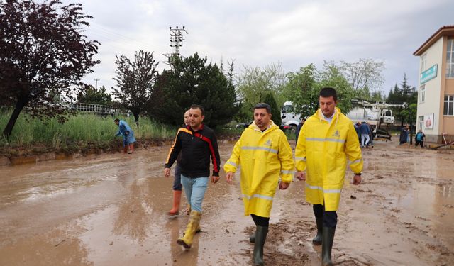 Belediye ekipleri yoğun yağışlarda teyakkuz halindeydi